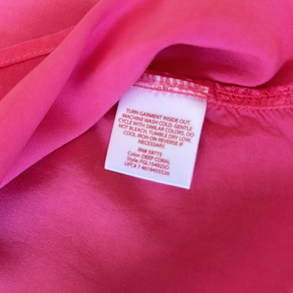 Super Cute Faded Glory Pink & White Ombre Button Down Shirt Size Large (12-14) - Picture 9 of 9